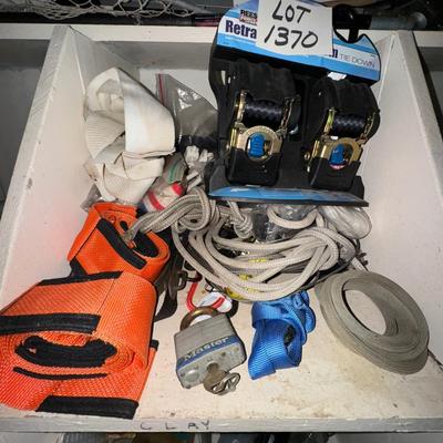 W1370 Large Lot of Ratchet Straps