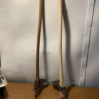 W1391 Carpenters ADZE Axe Qty 2