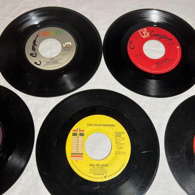 Large Assortment of 45 RPMâ€™s (LR-RG)