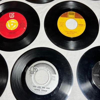 Large Assortment of 45 RPMâ€™s (LR-RG)