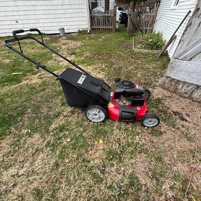1397 Huskee by Kohler Lawnmower