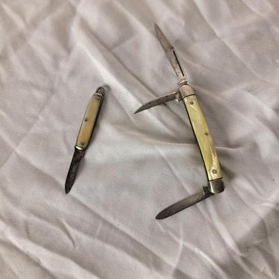 Two smaller vintage pocket knife/Keychain knives pearl iridescent