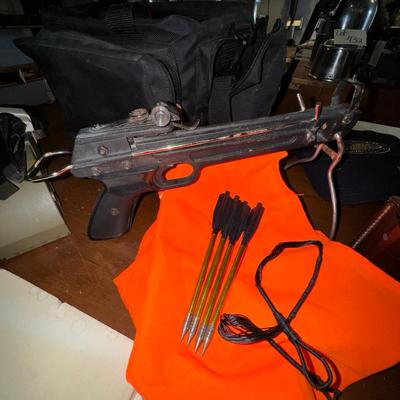 1399 Gun/Hunting Accessory Supply