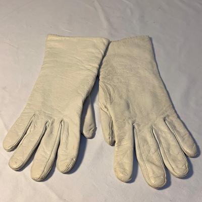 Leather Gloves and Wallets, incl. Etienne Aigner (GB-HS)