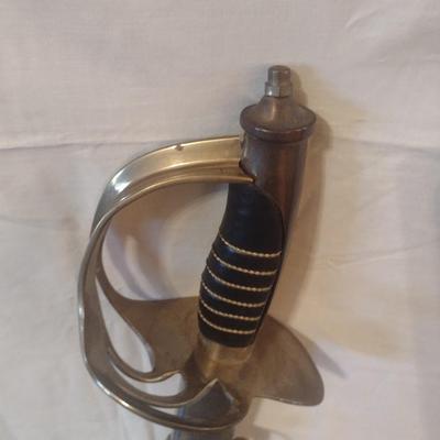 Vintage Replica Officer's Horse Soldier's Sword with Metal Sheath