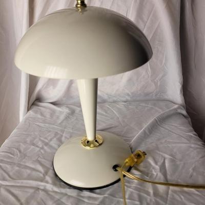 Small vintage table 3 way touch lamp,