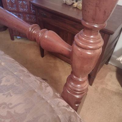 Vintage Sumter Furniture Full Size Four Poster Bed with Mattress Set