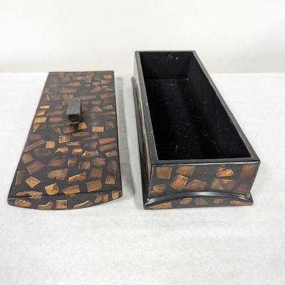 Large Lacquered Finish Mosaic Pattern Storage Box