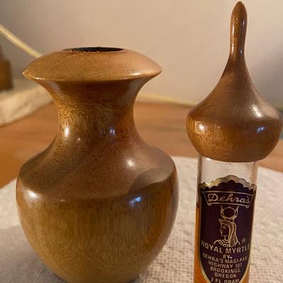 Wood Urn w Top and Oil Bottle
