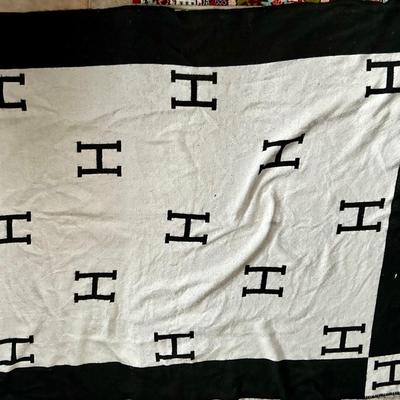 Hermes Avalon throw