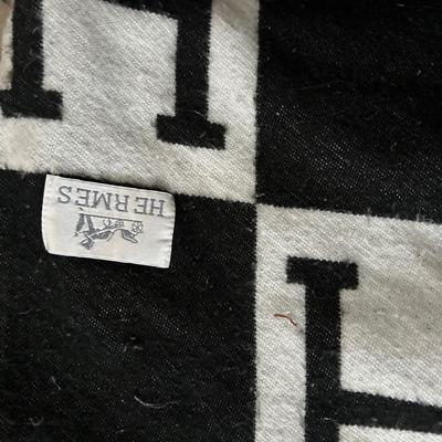 Hermes Avalon throw