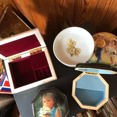 Trinket and Music Box Lot