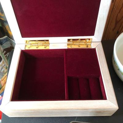 Trinket and Music Box Lot