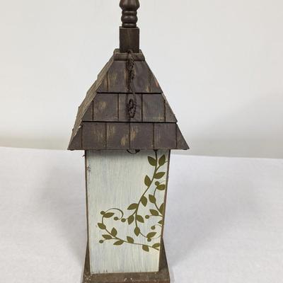 Wooden Country Cottage Birdhouse