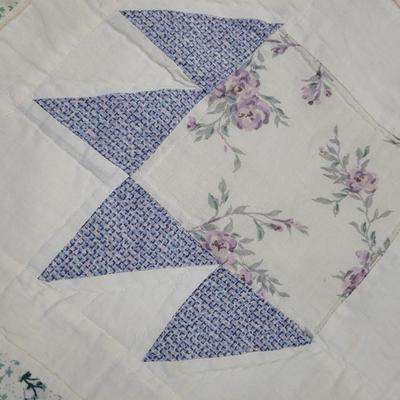 Vintage Quilt - Blue Blocks with triangles