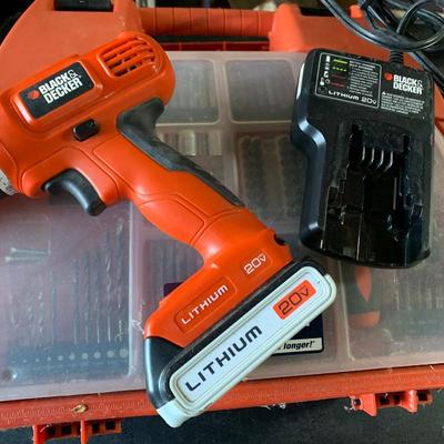 Black & Decker 20v Lithium Battery Cordless Drill w/ Case & Bit/Drill Set