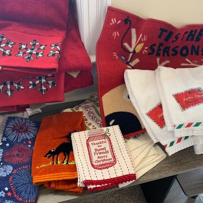 Christmas / Holiday Towel Lot - Large Size w/tags - Dish Towels - Door Mat
