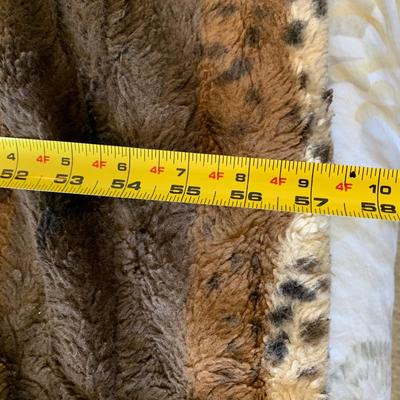 Warm Soft Fleece Furry Throws Blankets Lot DKNY Sleep Number Cervantes Lana Sherpa