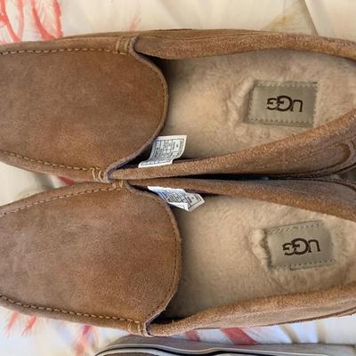 Casual / Comfort Menâ€™s Shoe Slippers Lot Tony Bahama Ugg Polo Sanik
