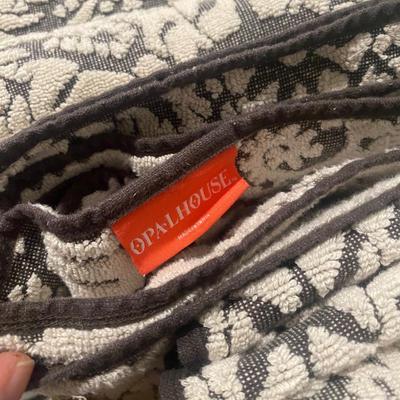 Opalhouse Towel Set and basket