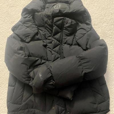 Lululemon Black Puffer Coat- sz 2
