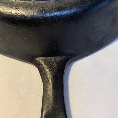 Cast Iron Skillets & Corn Molds by Crofton, Universal, & More (K-HS)