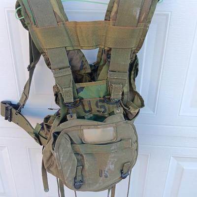 Tactical load bearing Military vest with accessories - 1961 Canvas combat field pack.