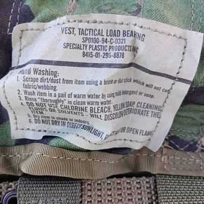 Tactical load bearing Military vest with accessories - 1961 Canvas combat field pack.