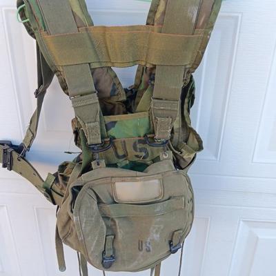 Tactical load bearing Military vest with accessories - 1961 Canvas combat field pack.