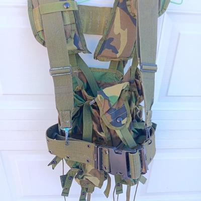 Tactical load bearing Military vest with accessories - 1961 Canvas combat field pack.