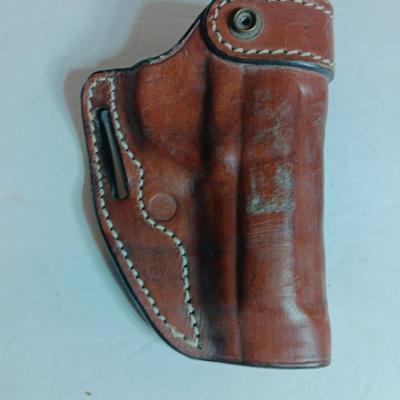 Leather pistol holster - belt mount - missing top snap strap