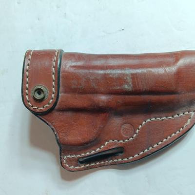 Leather pistol holster - belt mount - missing top snap strap