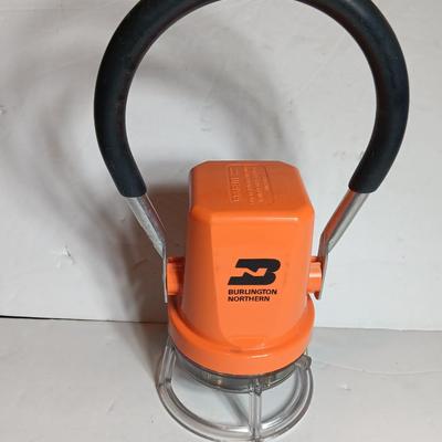 Vintage WORKING! Burlington Northern Railroad Starlite 222 Lantern