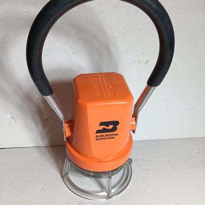 Vintage WORKING! Burlington Northern Railroad Starlite 222 Lantern