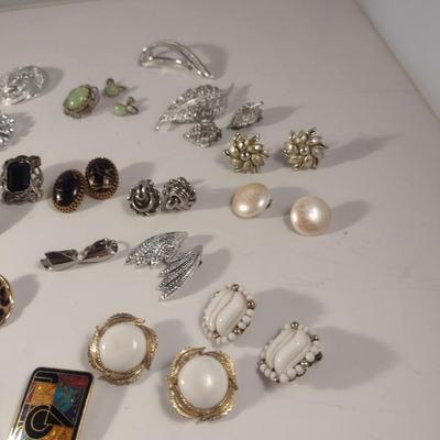Collection of Fashion Jewelry (#3)