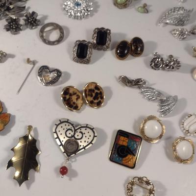 Collection of Fashion Jewelry (#3)