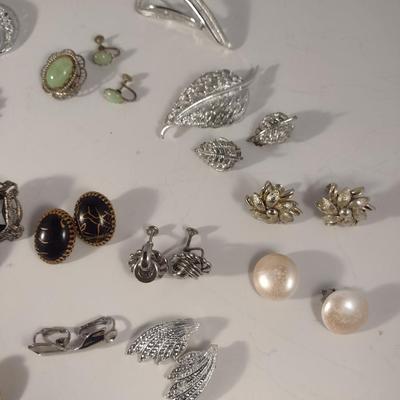 Collection of Fashion Jewelry (#3)