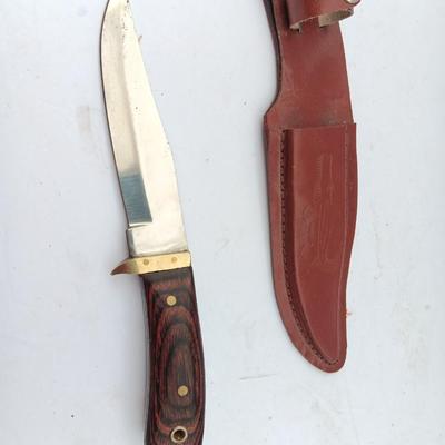 Beautiful natural wood handle Knife with leather sheath