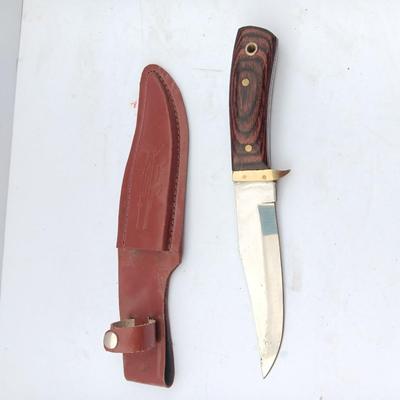 Beautiful natural wood handle Knife with leather sheath