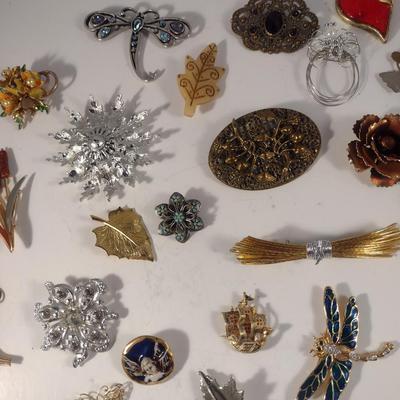 Collection of Fashion Jewelry (#4)