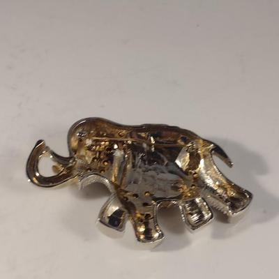 Elephant Design Rhinestone Brooch (#5)