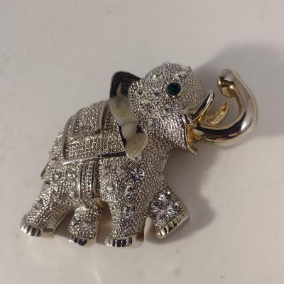 Elephant Design Rhinestone Brooch (#5)