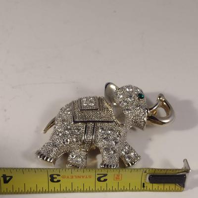 Elephant Design Rhinestone Brooch (#5)