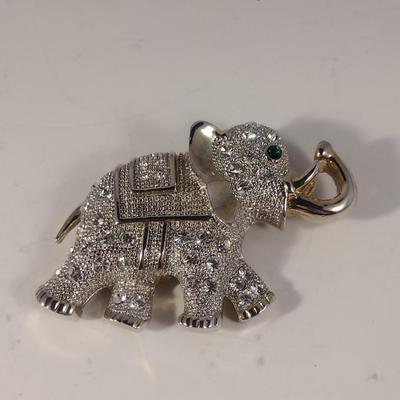 Elephant Design Rhinestone Brooch (#5)