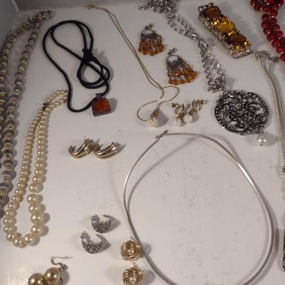 Collection of Fashion Jewelry (#11)