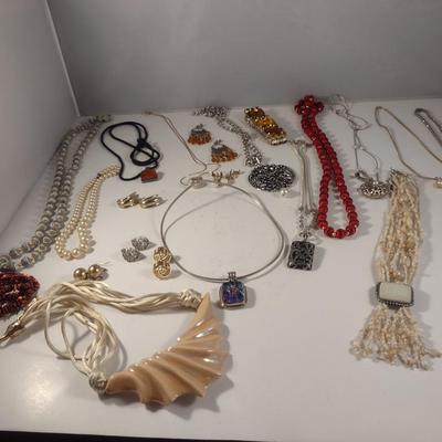 Collection of Fashion Jewelry (#11)