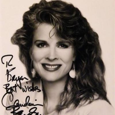 Candice Bergen signed portrait photo 