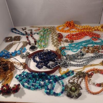 Collection of Fashion Jewelry (#12)