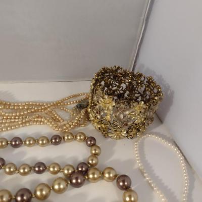 Collection of Fashion Jewelry (#13)