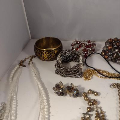 Collection of Fashion Jewelry (#13)